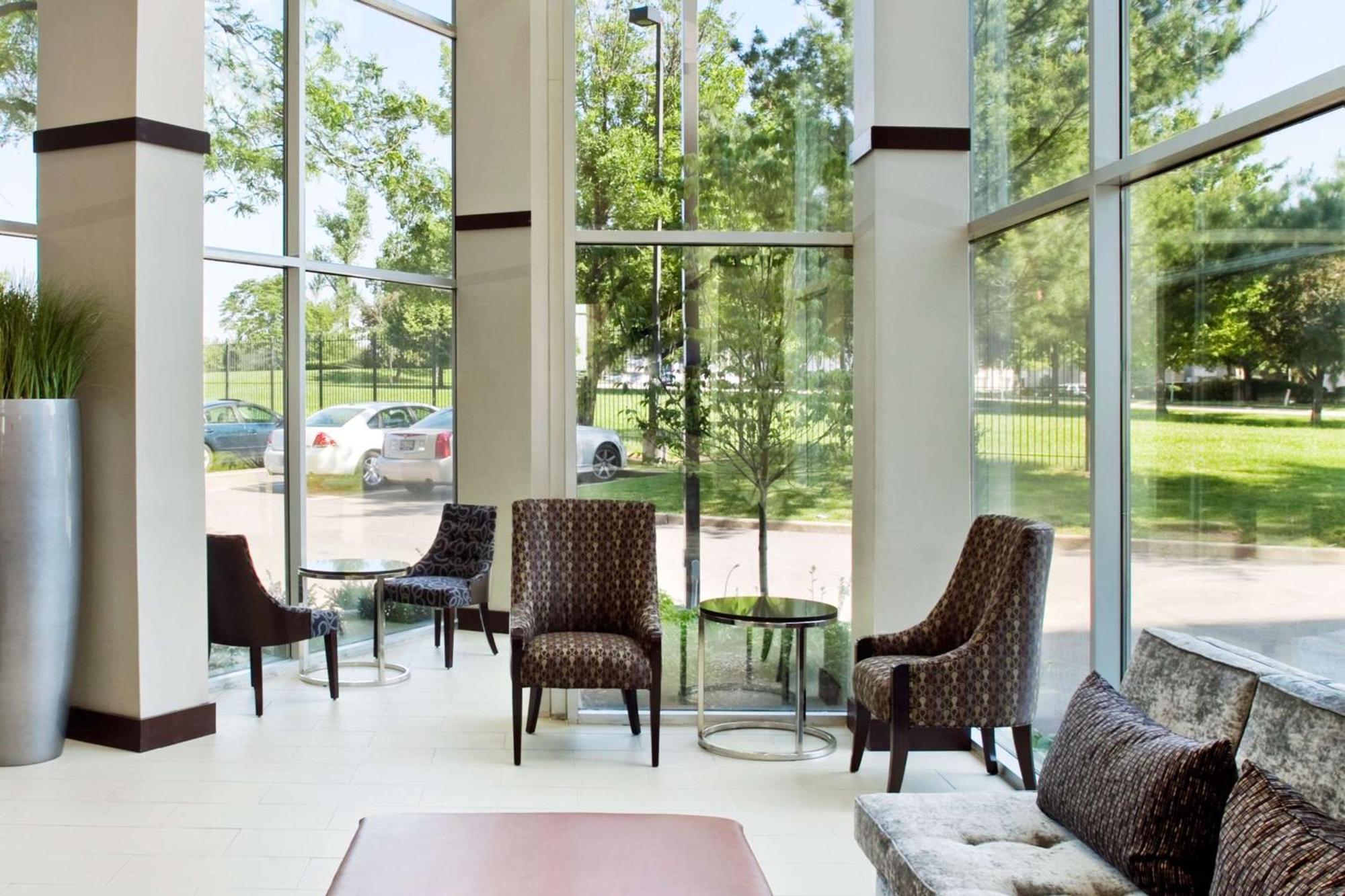 Embassy Suites By Hilton St Louis Airport Bridgeton Εξωτερικό φωτογραφία