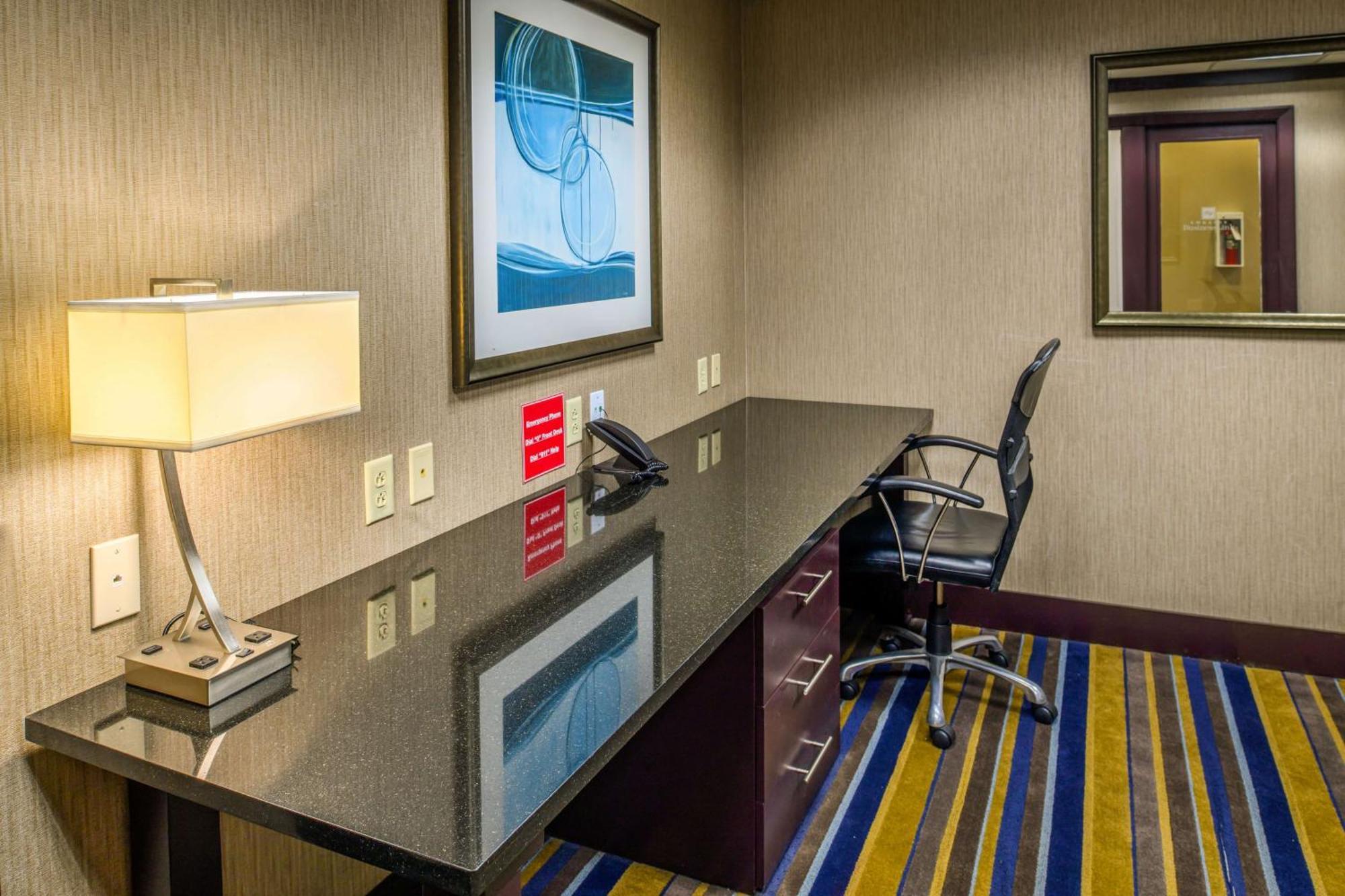 Embassy Suites By Hilton St Louis Airport Bridgeton Εξωτερικό φωτογραφία