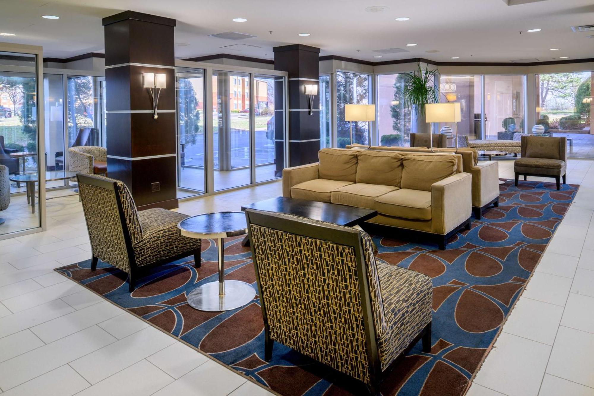 Embassy Suites By Hilton St Louis Airport Bridgeton Εξωτερικό φωτογραφία